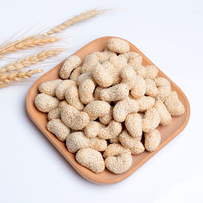 Healthy Wheat Flour Roasted Coated Sesame Cashew Nut Snacks Foods With Crispy and Crunchy Taste